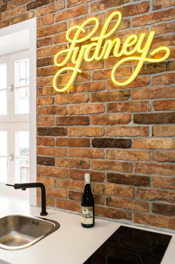 Bliss Apartments Sydney Познань Экстерьер фото